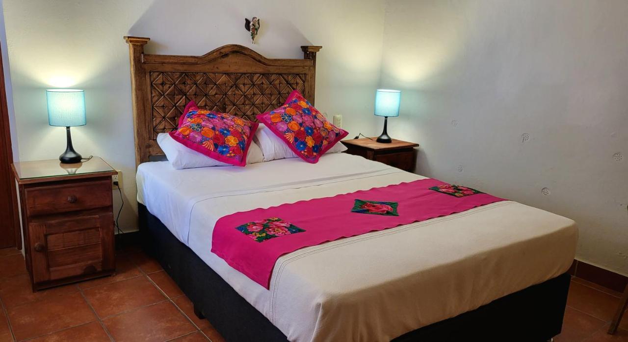 Casa Los Arquitos B&B Oaxaca ภายนอก รูปภาพ